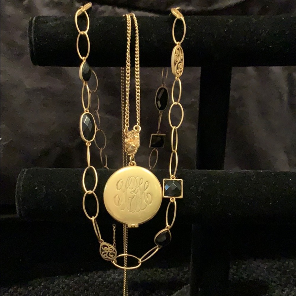Set of 2 fashion Jewelry necklaces